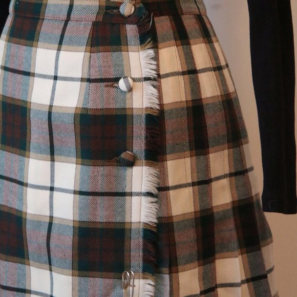 Vintage Wool Mini Skirt (Kilt) - Picture 2 of 8